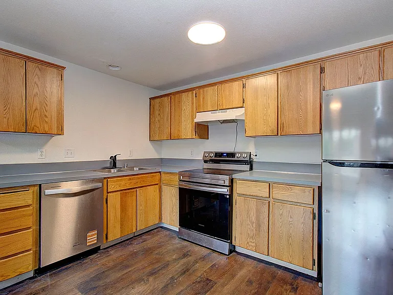8601 NE 21st St #D — Photo 8