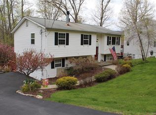 279 Skyline Dr, Highland Mills, NY 10930