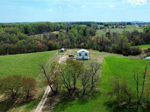 3rd image of 322 Layell Rd