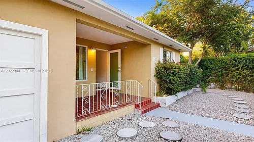 2965 W Trade Ave Photo 1