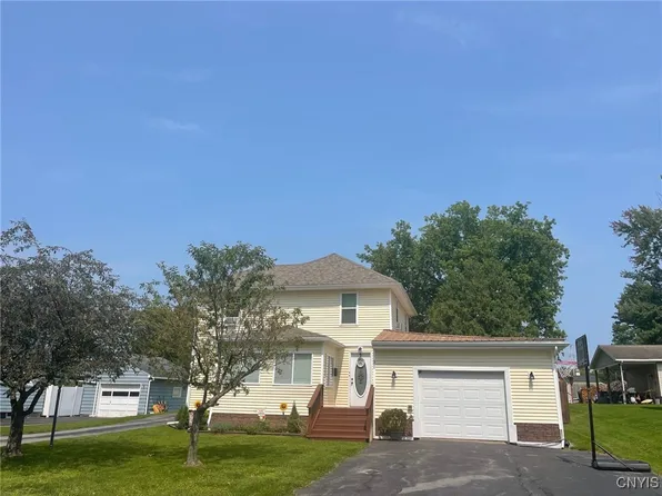 320 Ransom Ave, Sherrill, NY 13461