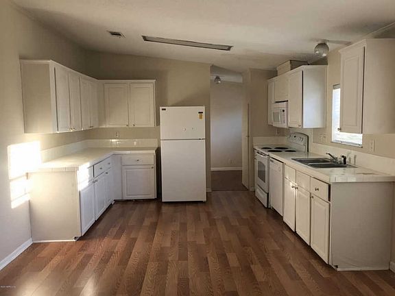 3rd image of 9133 8th Ave