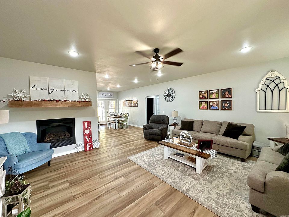 270 Sallie Ln, Melbourne, AR 72556 | Zillow