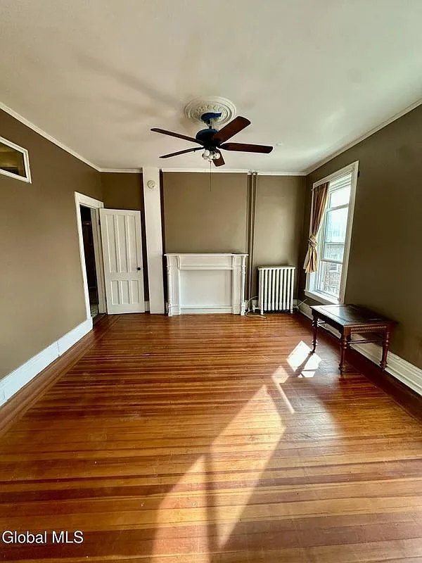 1 bed, 1.0 bath, 900 sqft, $1,400 — Photo 3