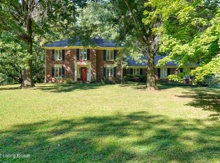 704 Evergreen Rd, Anchorage, KY 40223