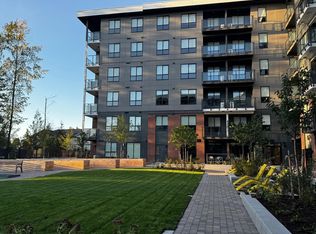 10425 147th St #506, Surrey, BC V3R3V6
