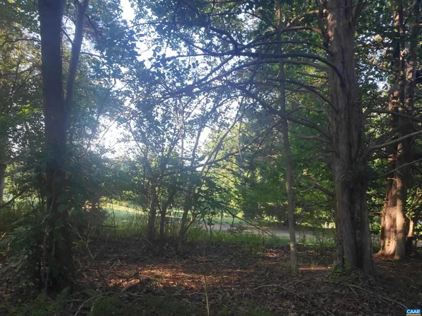 9 Bunker Blvd, Palmyra, VA 22963