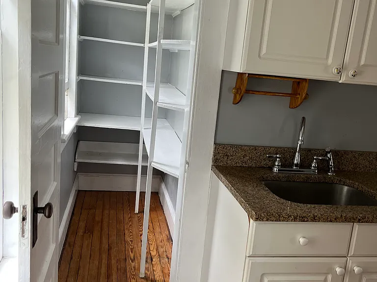767 Brewster St — Photo 13