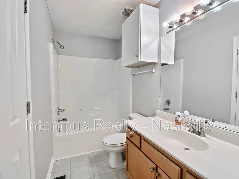 325 Shoshone Pl — Photo 13