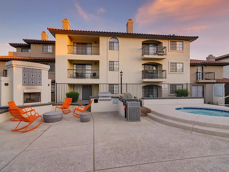 Chazal Scottsdale — Photo 16