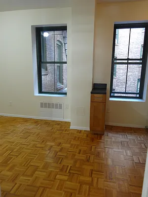 Rented by City & Suburban | media 40