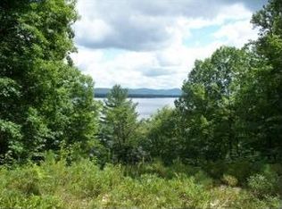 29 Bluffs Blvd, Center Ossipee, NH 03814