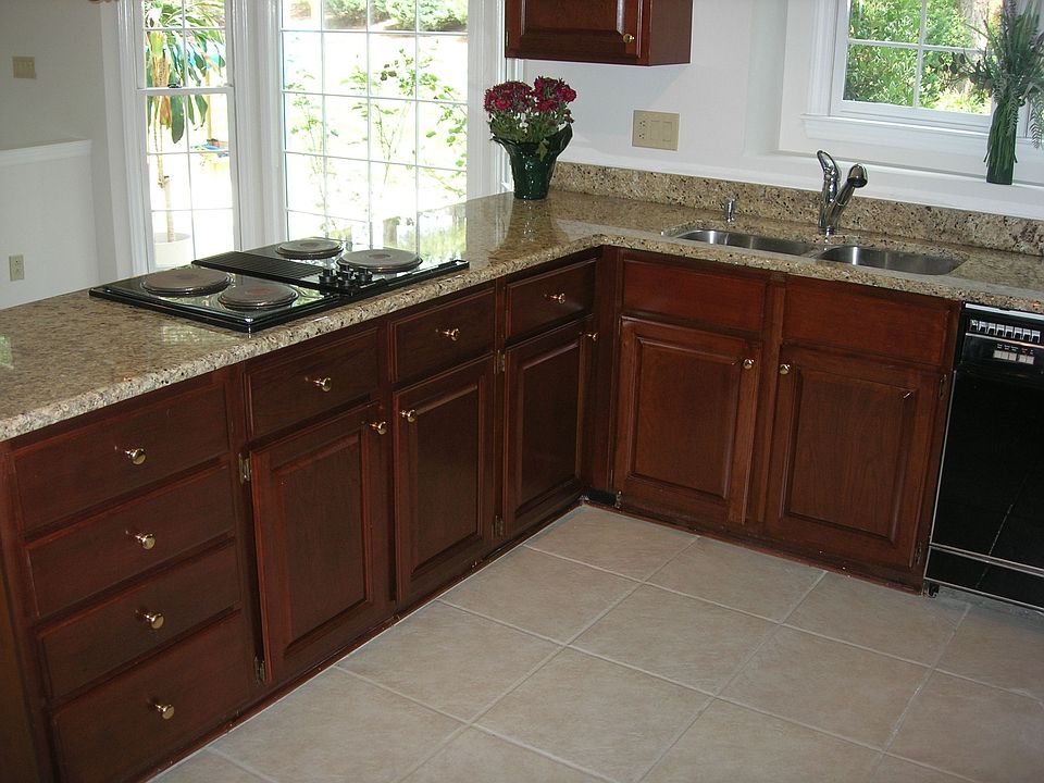 2nd image of 10525 Providence Arbours Dr