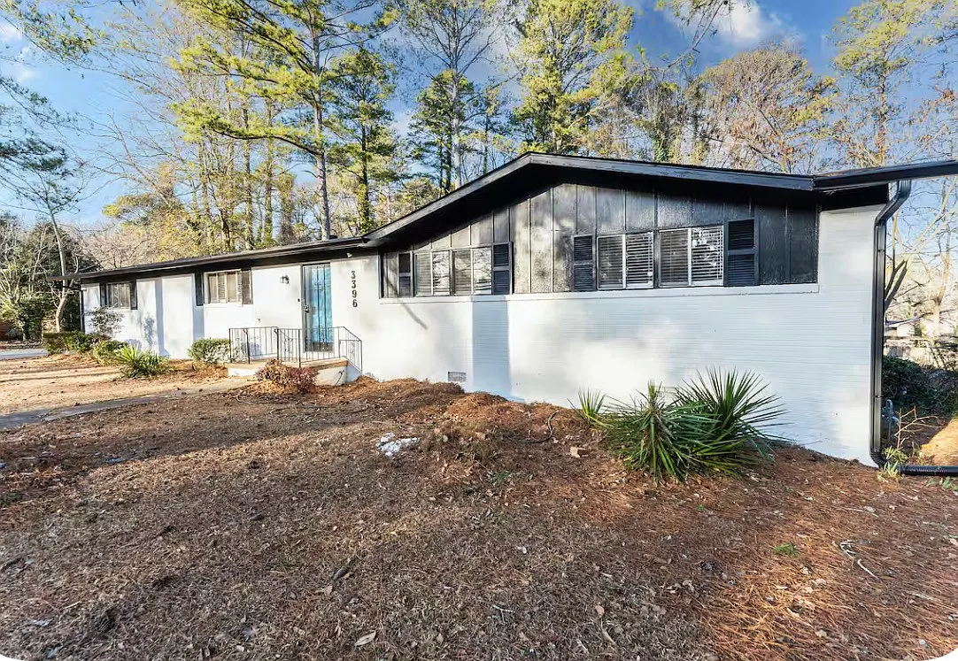 3 bed, 1875 sqft, $2,350 — Photo 1