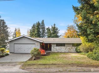 12525 39th Ave NE, Seattle, WA 98125