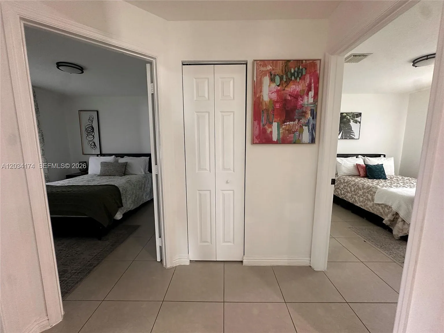 3 bed, 1200 sqft, $2,900 — Photo 2