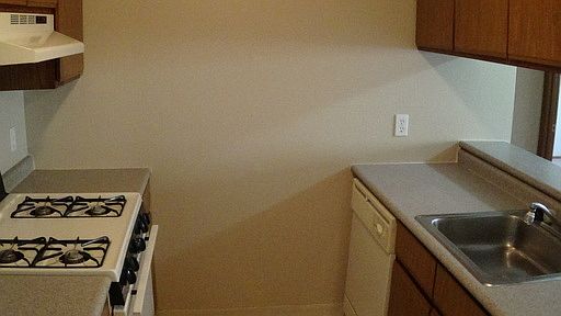4th image of 2233 Michael Ave SW APT 9