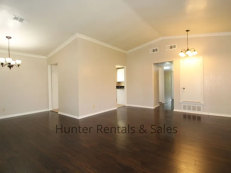 1615 Beaver Trl — Photo 5