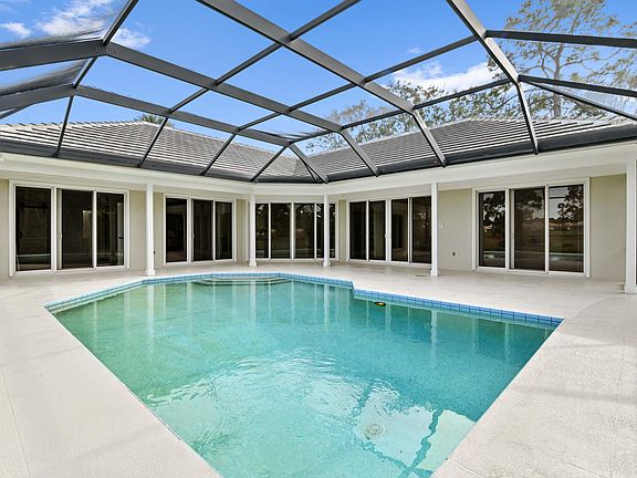 4th image of 10208 Isle Of Pines Court