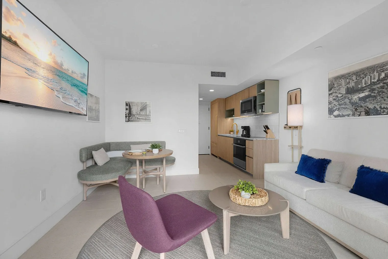 1 bed, 1.0 bath, 645 sqft, $3,597 — Photo 4