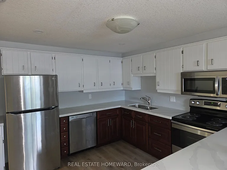7 Bristow Ct #B — Photo 4