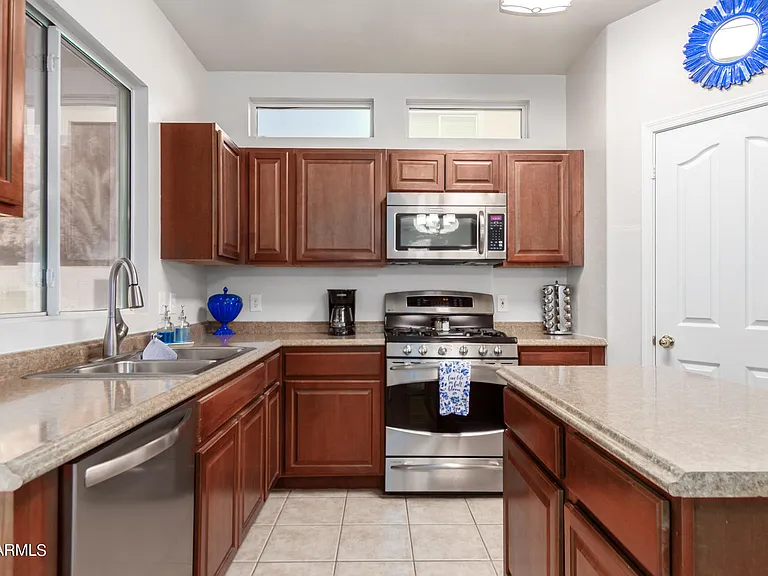 4324 E Windsor Ct — Photo 9