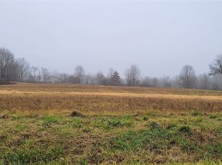 Bassett Rd, Randolph, OH 44265