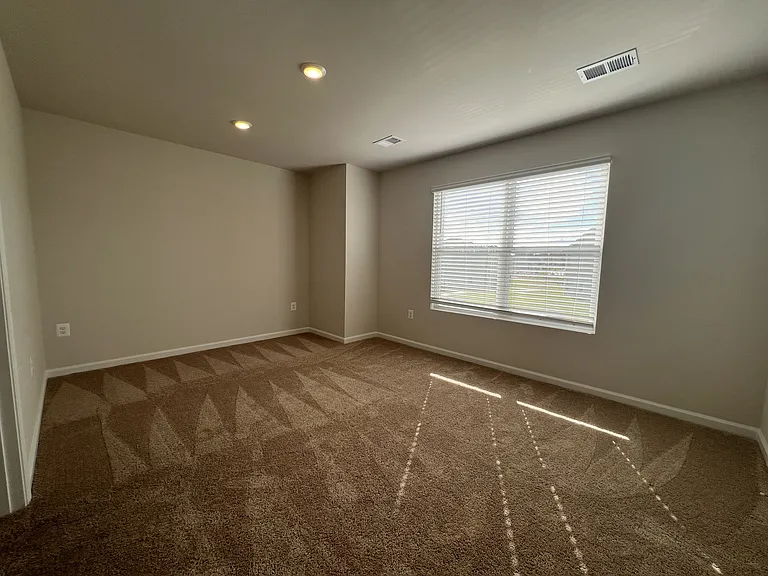 8157 Bartholomew Ct — Photo 10