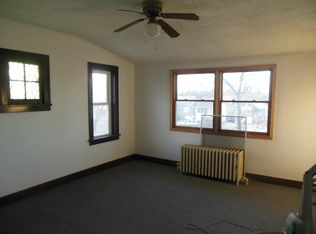 714 165th St FL 2ND, Hammond, IN 46324