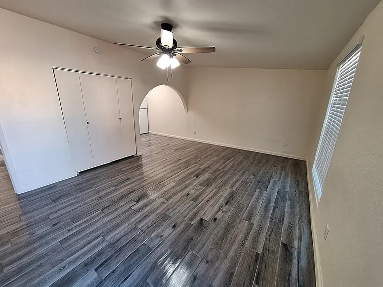 2 bedroom, 1 bath apartment in Apache Junction! — Photo 2