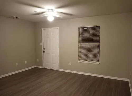 643 W Collin St #103 Photo 1