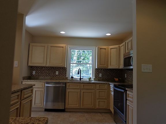 2nd image of 3521 Bluff Point Dr