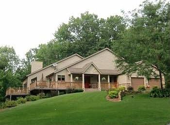 1st image of 8805 Primrose Ln