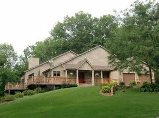 8805 Primrose Ln, Wausau, WI 54401