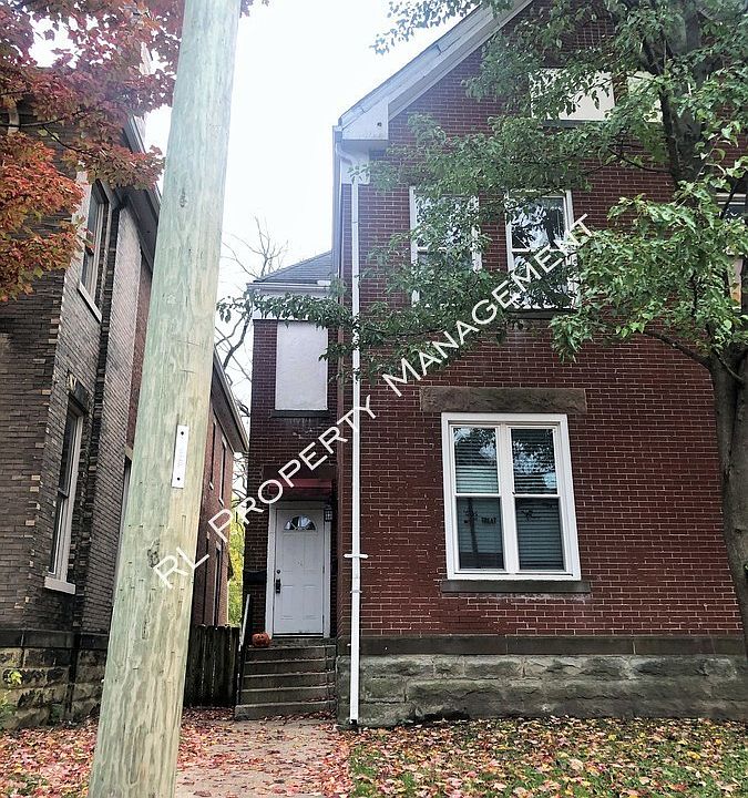 1st image of 821 Oak St #825.5