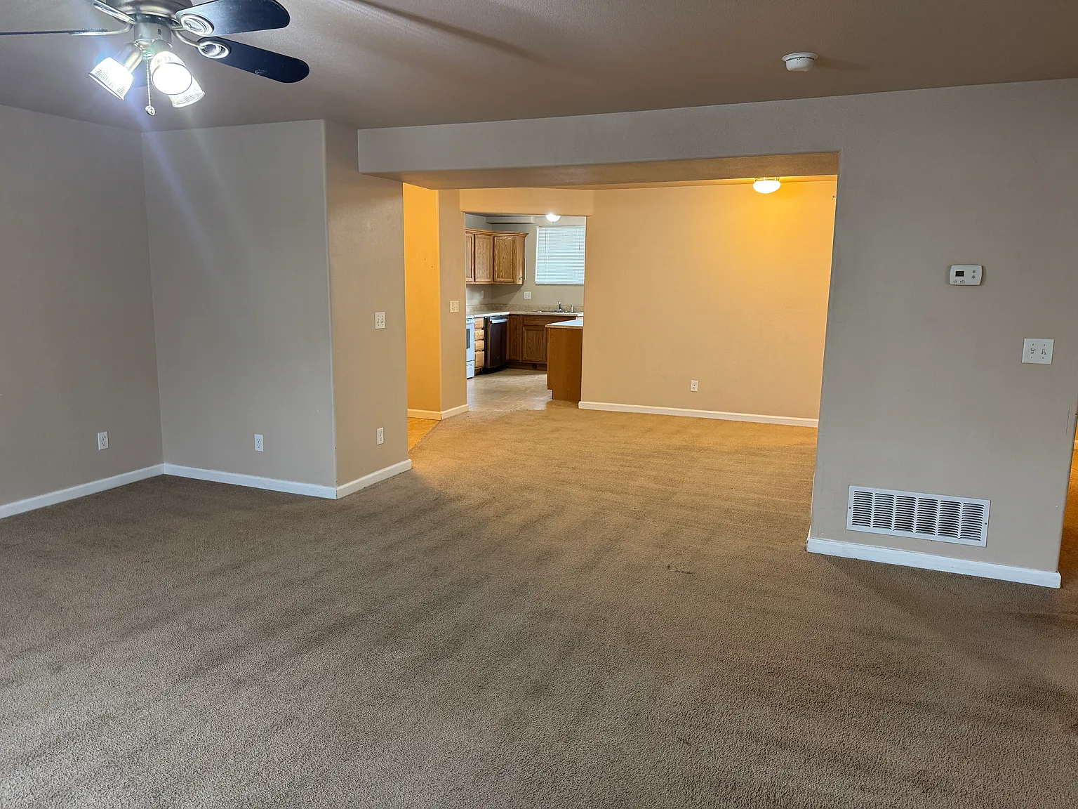 3 bed, 1265 sqft, $1,200 — Photo 4