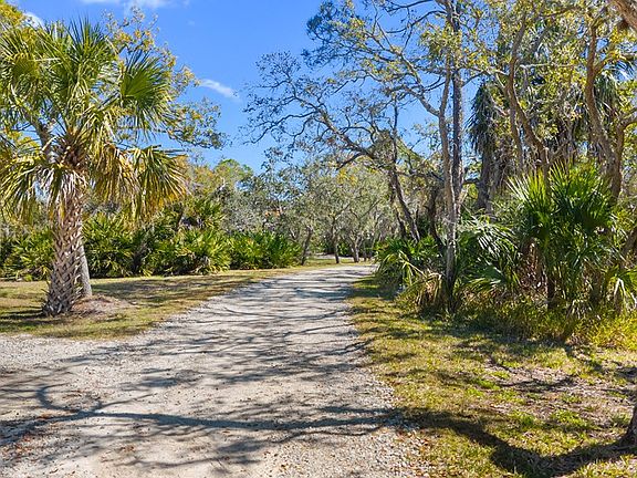 3rd image of  Osprey Cir