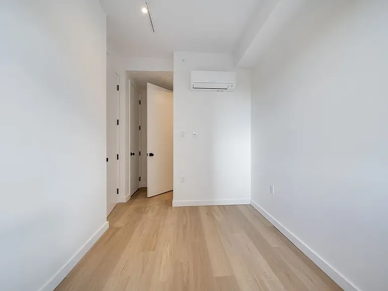 931 Carroll St #1007 — Photo 8