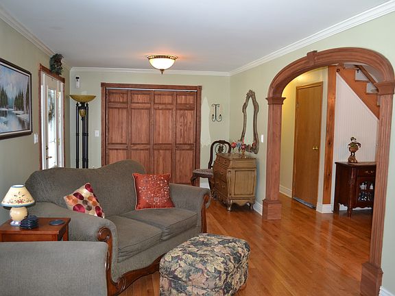New hardwoods & trim 