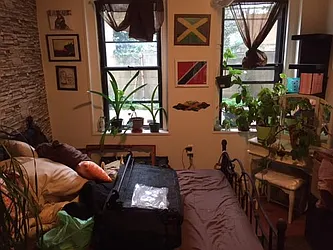 Rented by NYLA Realty