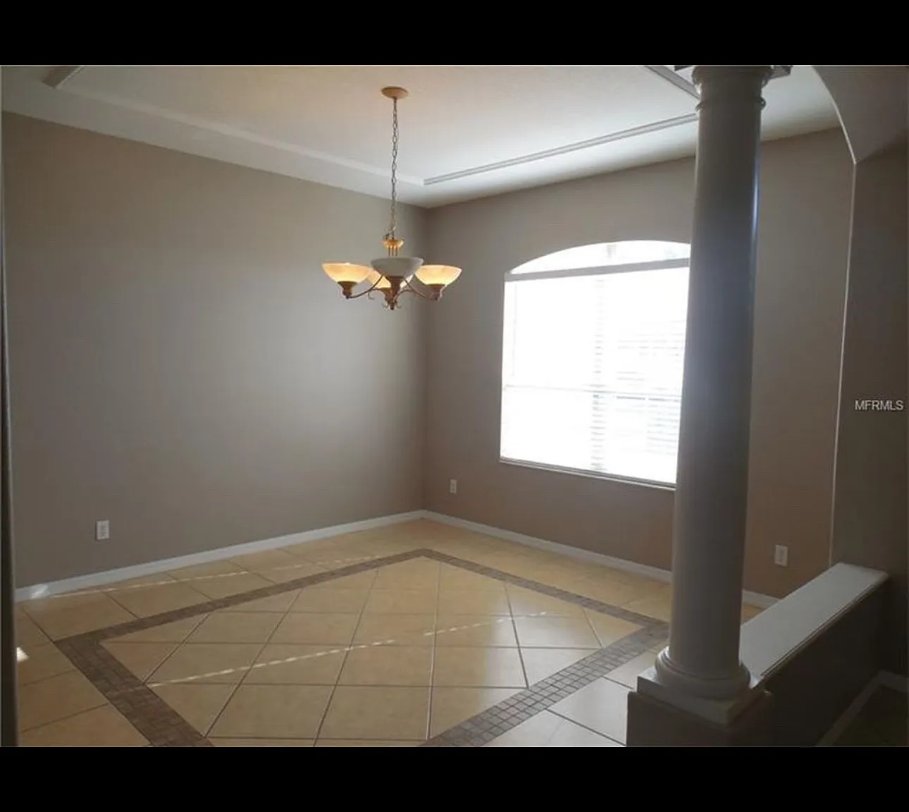 3 bed, 2042 sqft, $2,000 — Photo 3