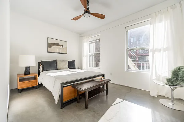 Sold by Kretz Family Real Estate | media 14