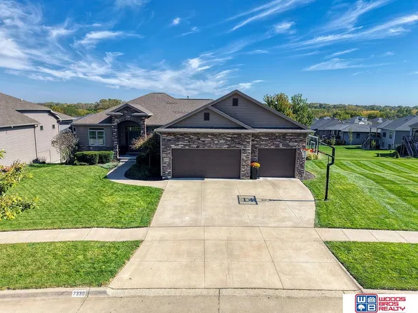 7330 Blanchard Blvd, Lincoln, NE 68516