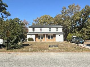 200 Leeward Rd #A, Manahawkin, NJ 08050