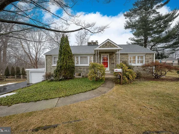 329 Saint James Rd, West Chester, PA 19380