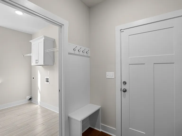 232 Dublin Loop — Photo 16