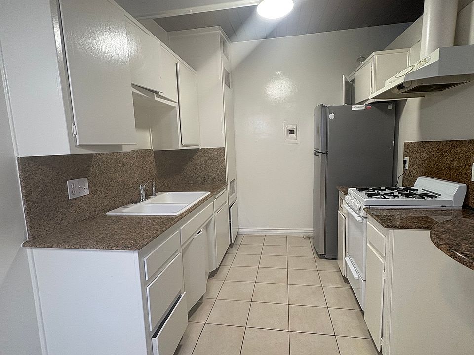 1st image of 50 Auburn Ave #B