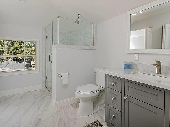 5th image of 251 C St Unit 2