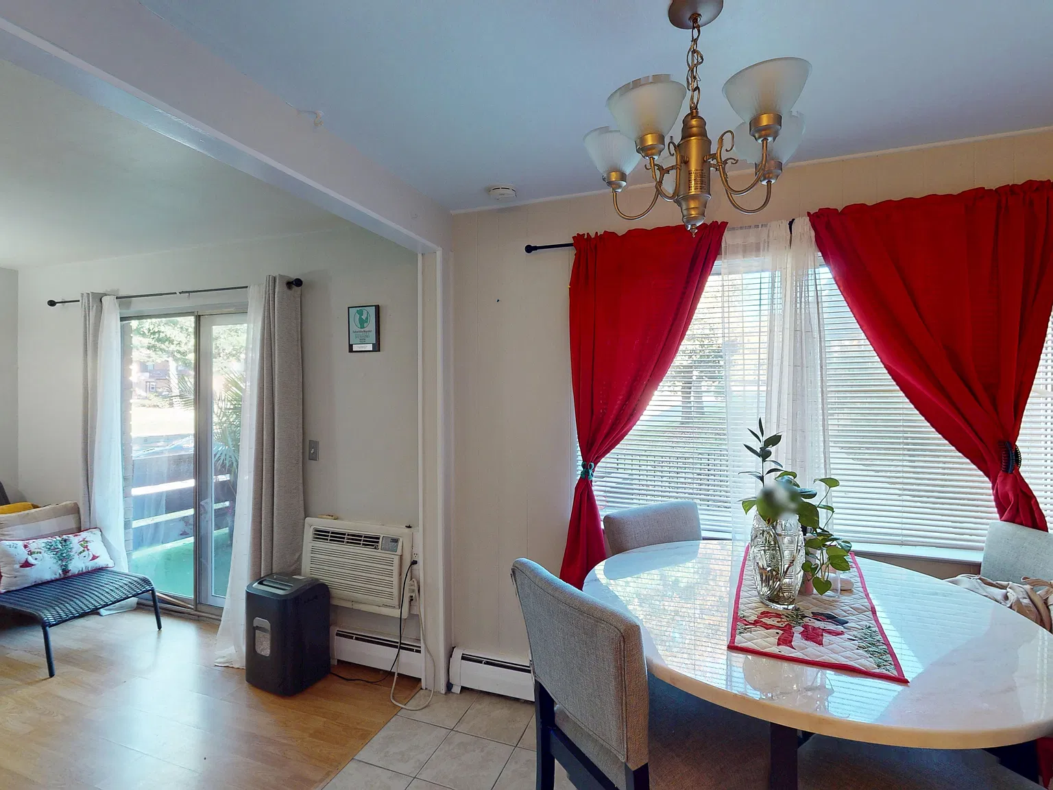 1 bed, 735 sqft, $2,300 — Photo 3
