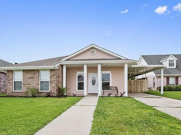 2608 Meadow Dr, Violet, LA 70092